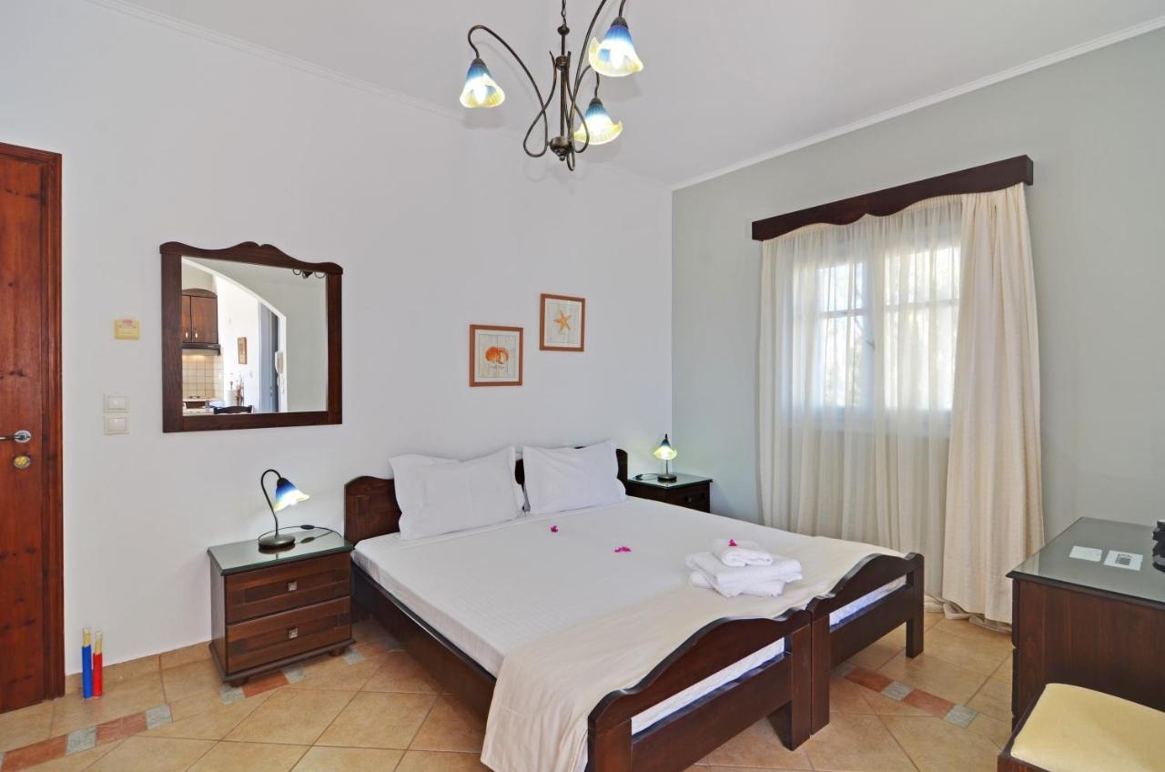 Nikos Sea View Apartments Adámas Eksteriør bilde