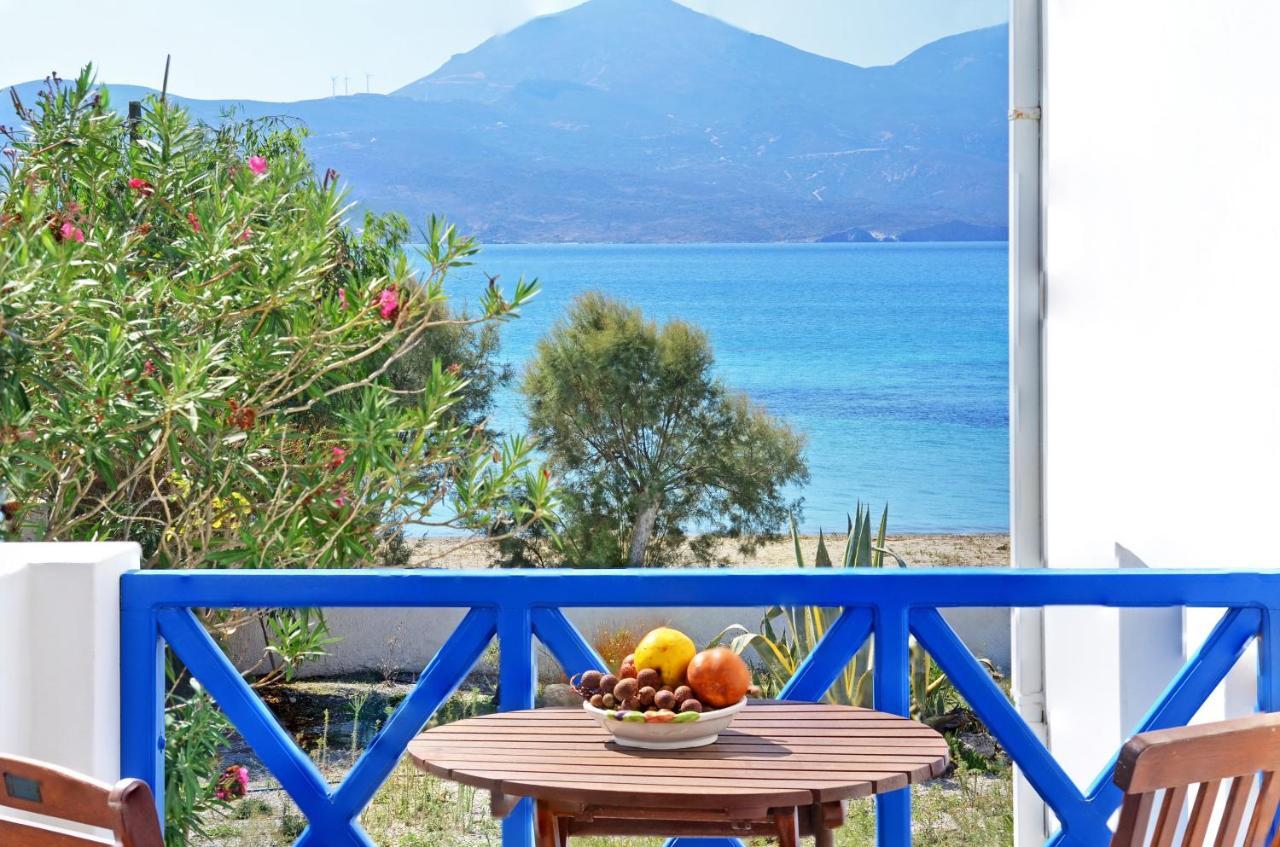 Nikos Sea View Apartments Adámas Eksteriør bilde